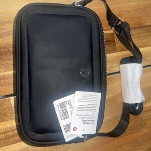 lululemon athletica black Camera Crossbody Bag